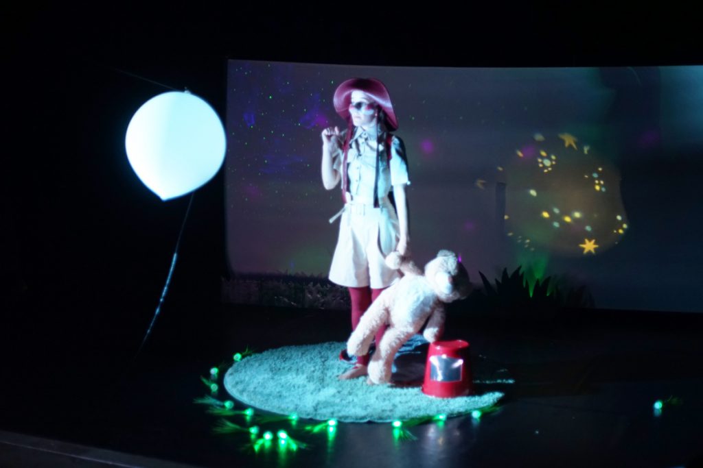 Céleste et la lune