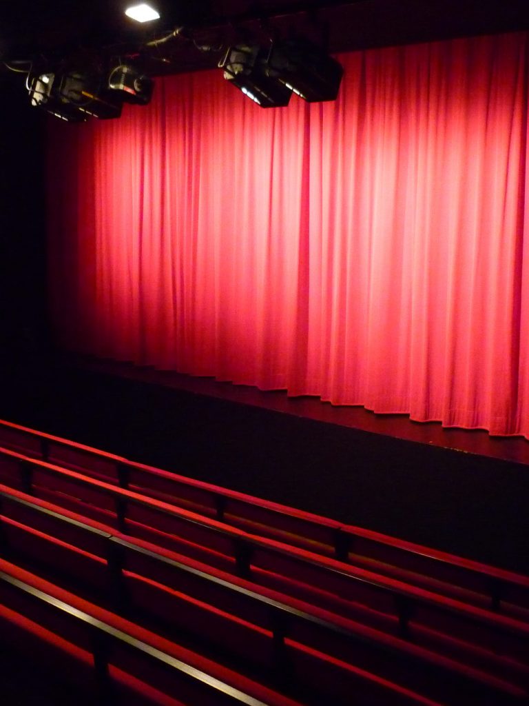 Le théâtre